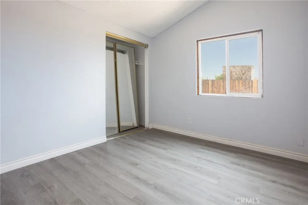 21108 79th California City, CA 93505