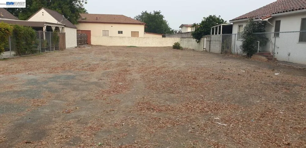 1458 Parker Ave Tracy, CA 95376