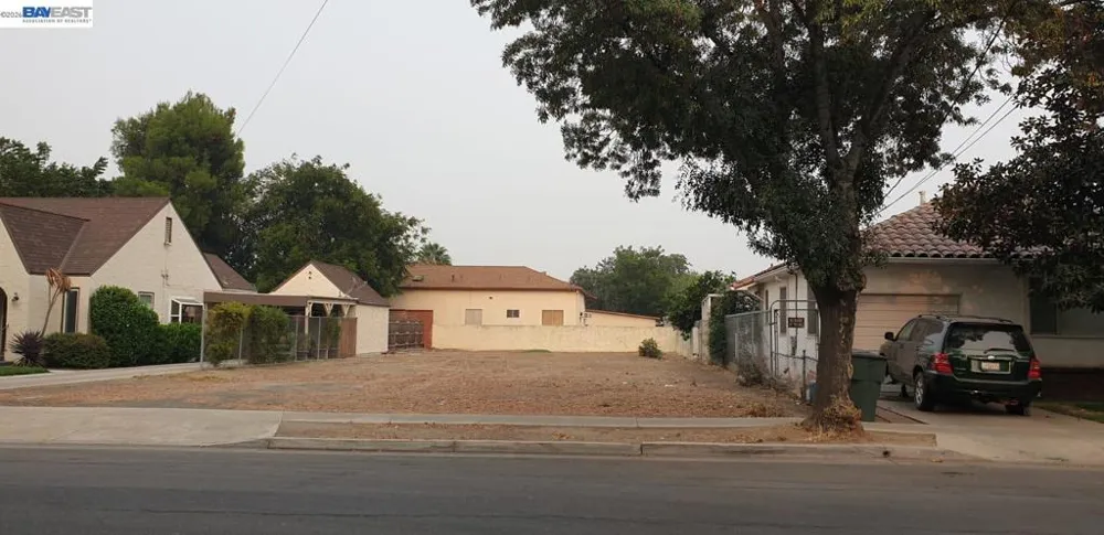 1458 Parker Ave Tracy, CA 95376
