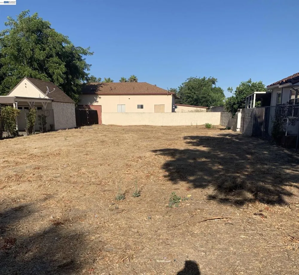 1458 Parker Ave Tracy, CA 95376