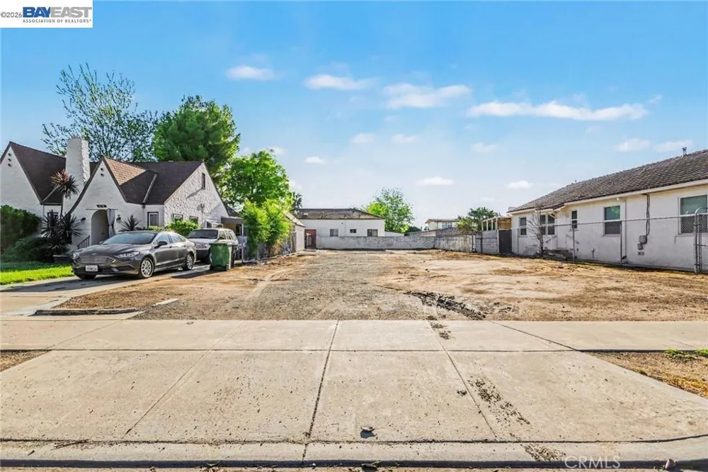 1458 Parker Ave Tracy, CA 95376