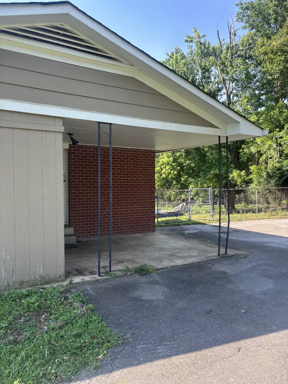 221 Bonnavue Dr Hermitage, TN 37076