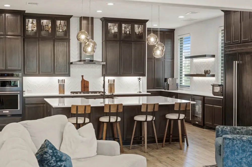 461 Crosswater Lane Dripping Springs, TX 78620