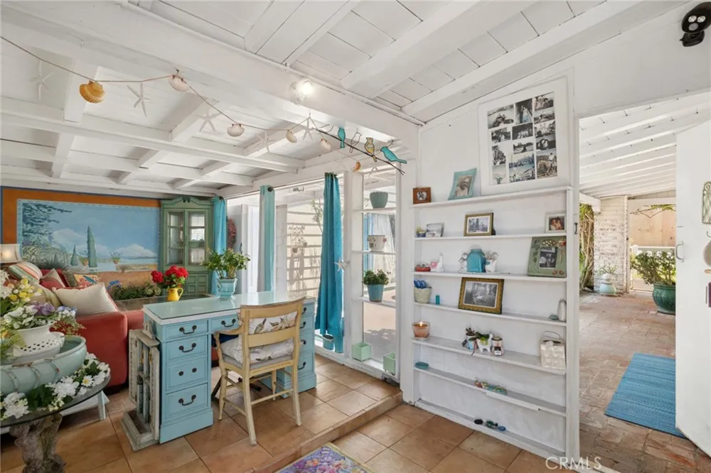 1665 Viking Road Laguna Beach, CA 92651