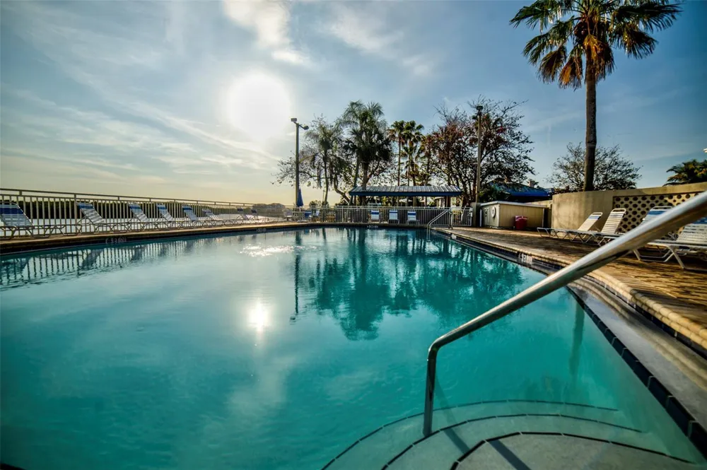 611 DESTINY DRIVE #403 Ruskin, FL 33570