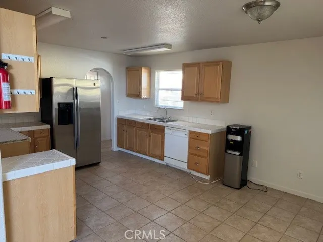 668 1st Upper Lake, CA 95485
