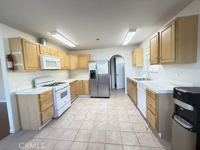 668 1st Upper Lake, CA 95485