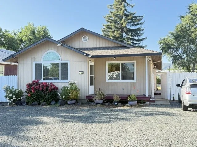 668 1st Upper Lake, CA 95485
