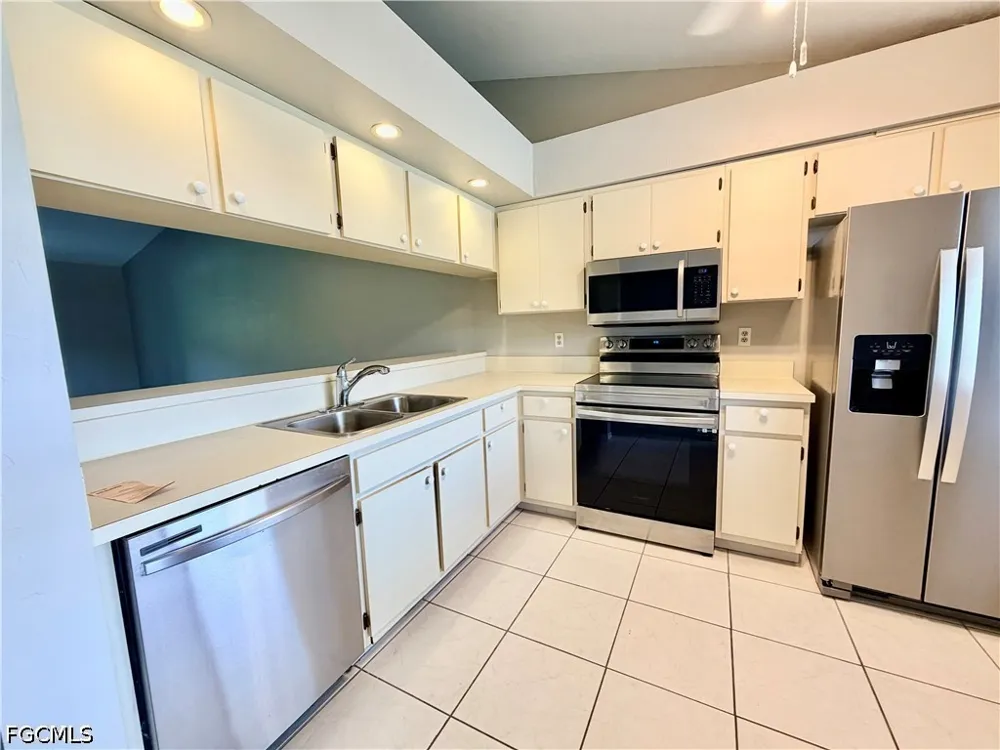 Cross Creek Court #408 Fort Myers, FL 33912