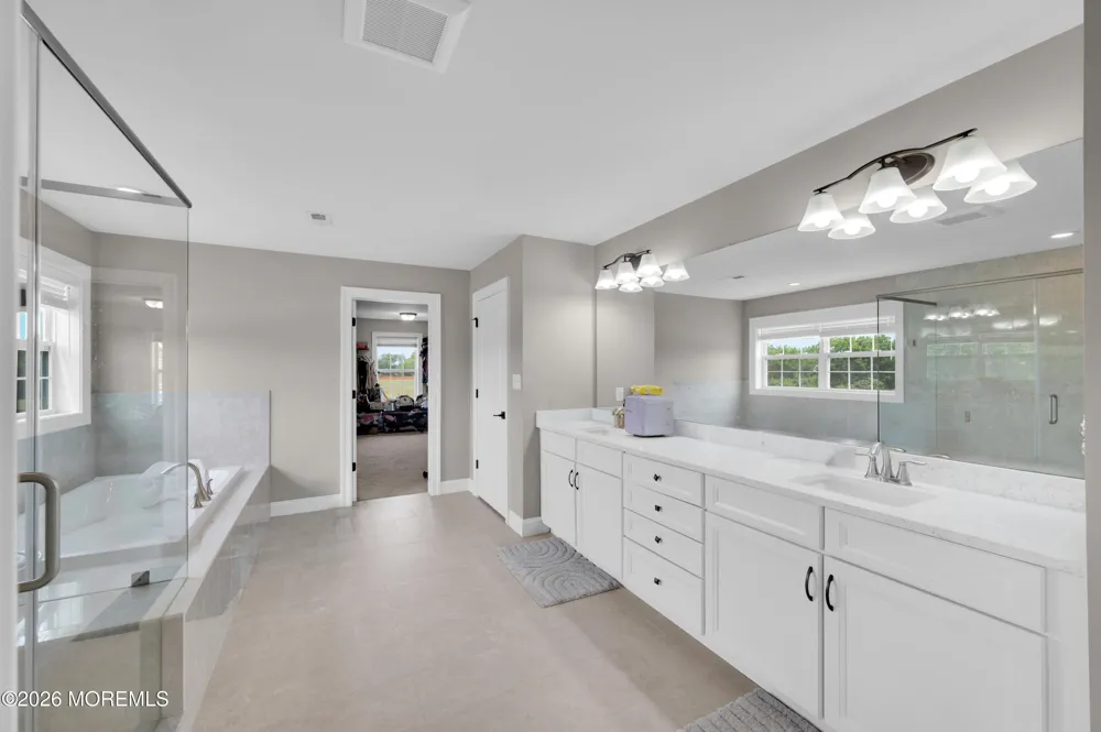 20 Katie Drive Pedricktown, NJ 08067