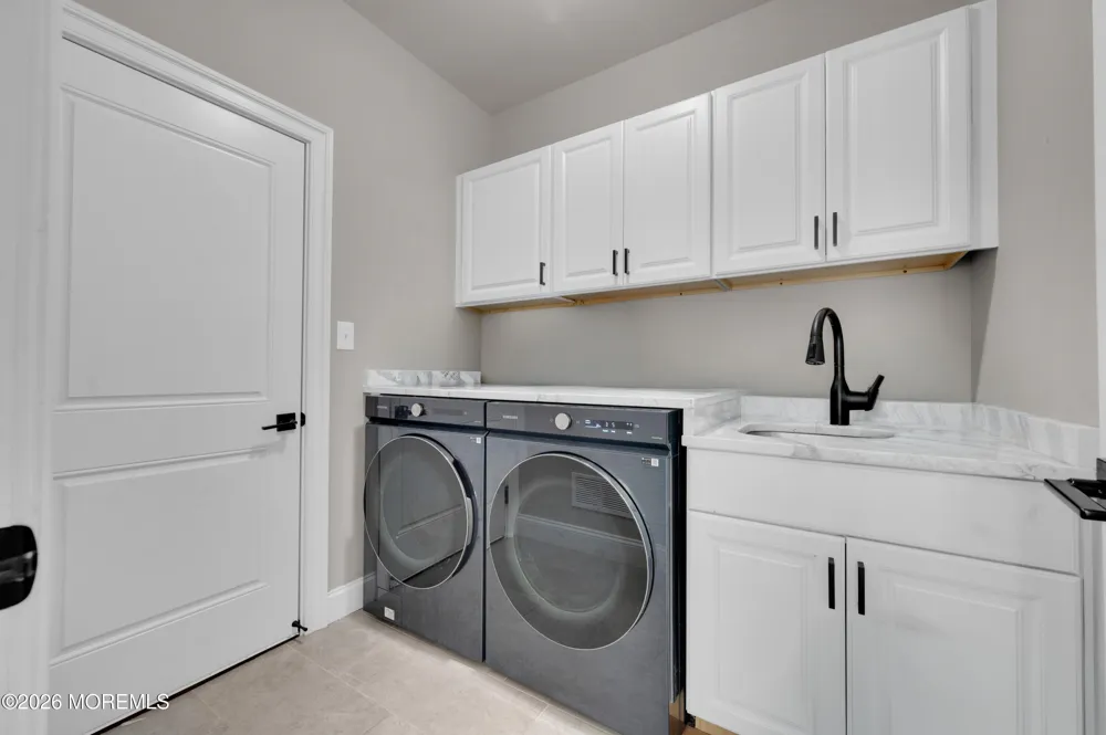 20 Katie Drive Pedricktown, NJ 08067