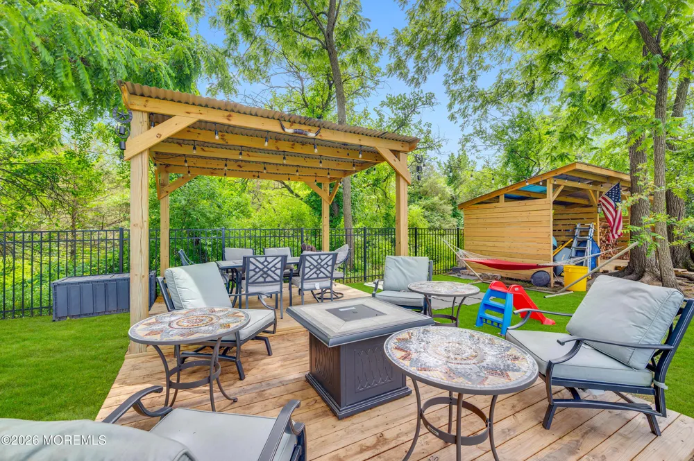 20 Katie Drive Pedricktown, NJ 08067
