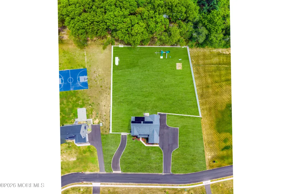 20 Katie Drive Pedricktown, NJ 08067