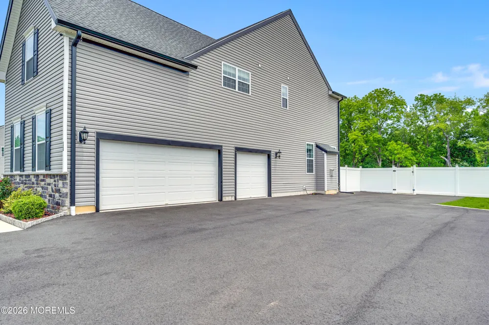 20 Katie Drive Pedricktown, NJ 08067
