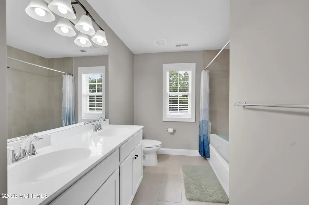 20 Katie Drive Pedricktown, NJ 08067