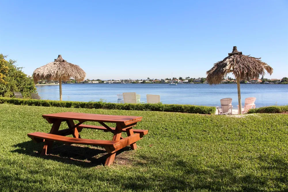 1000 Scotia Drive #304 Hypoluxo, FL 33462