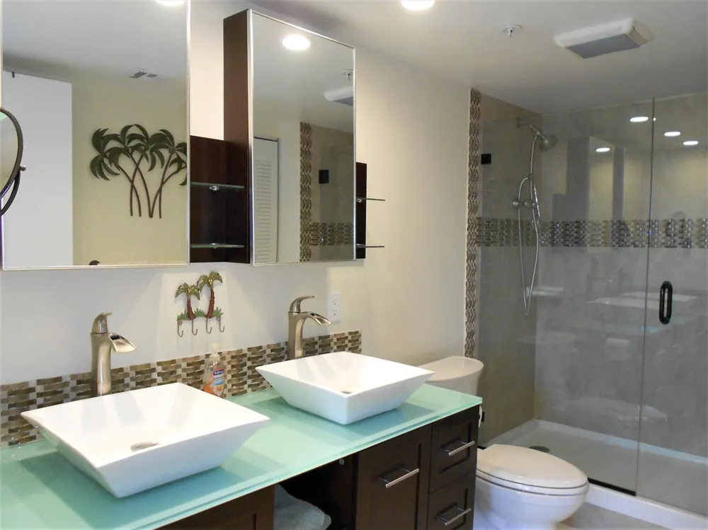 1000 Scotia Drive #304 Hypoluxo, FL 33462
