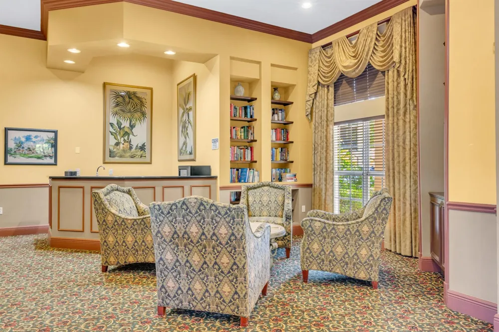 1000 Scotia Drive #304 Hypoluxo, FL 33462