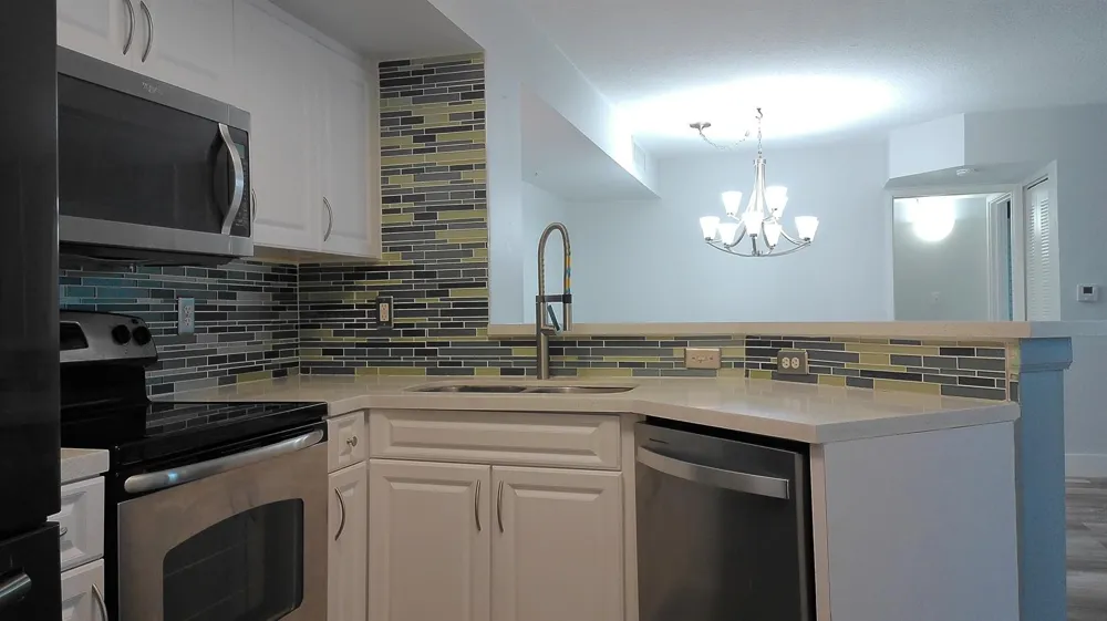 1000 Scotia Drive #304 Hypoluxo, FL 33462