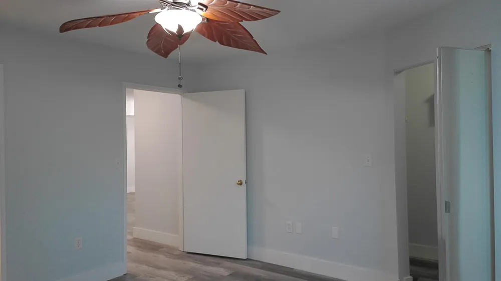 1000 Scotia Drive #304 Hypoluxo, FL 33462
