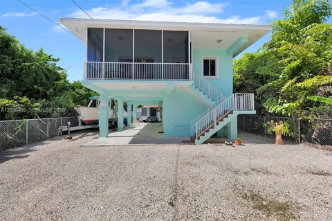 54 Tarpon Ave