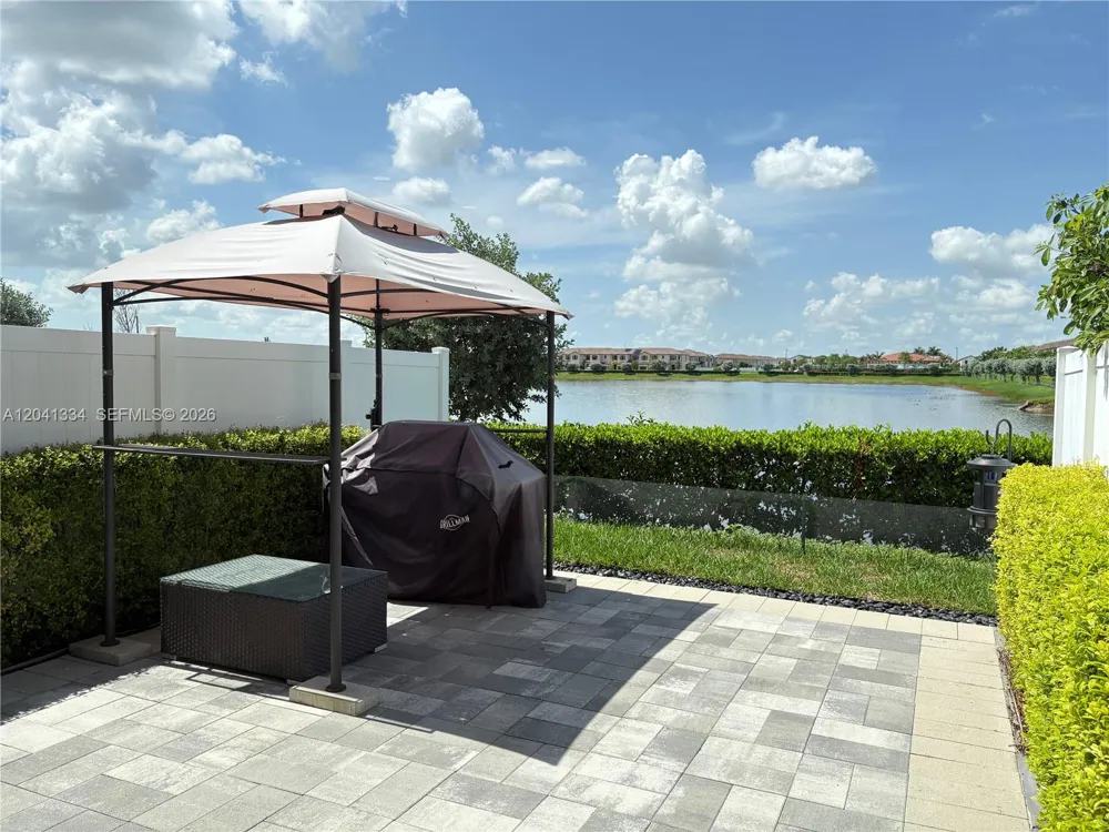 3482 W 114th Ter Hialeah, FL 33018