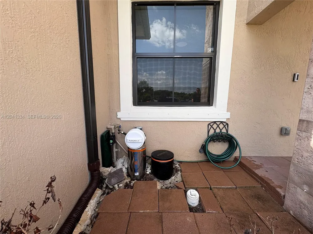 3482 W 114th Ter Hialeah, FL 33018