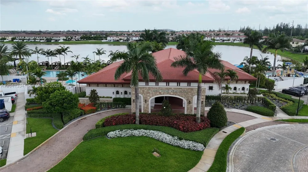 3482 W 114th Ter Hialeah, FL 33018