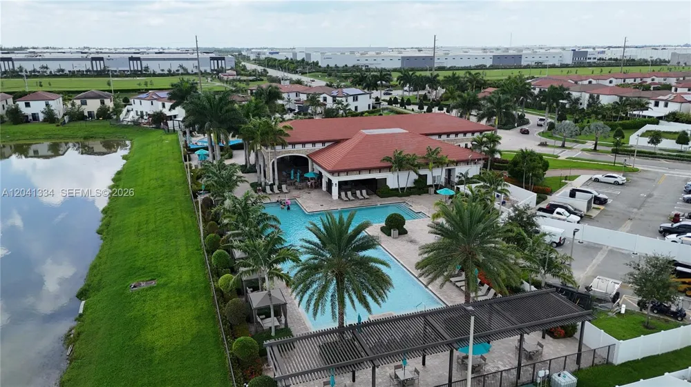 3482 W 114th Ter Hialeah, FL 33018