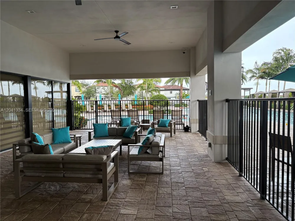 3482 W 114th Ter Hialeah, FL 33018