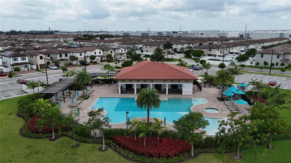 3482 W 114th Ter Hialeah, FL 33018