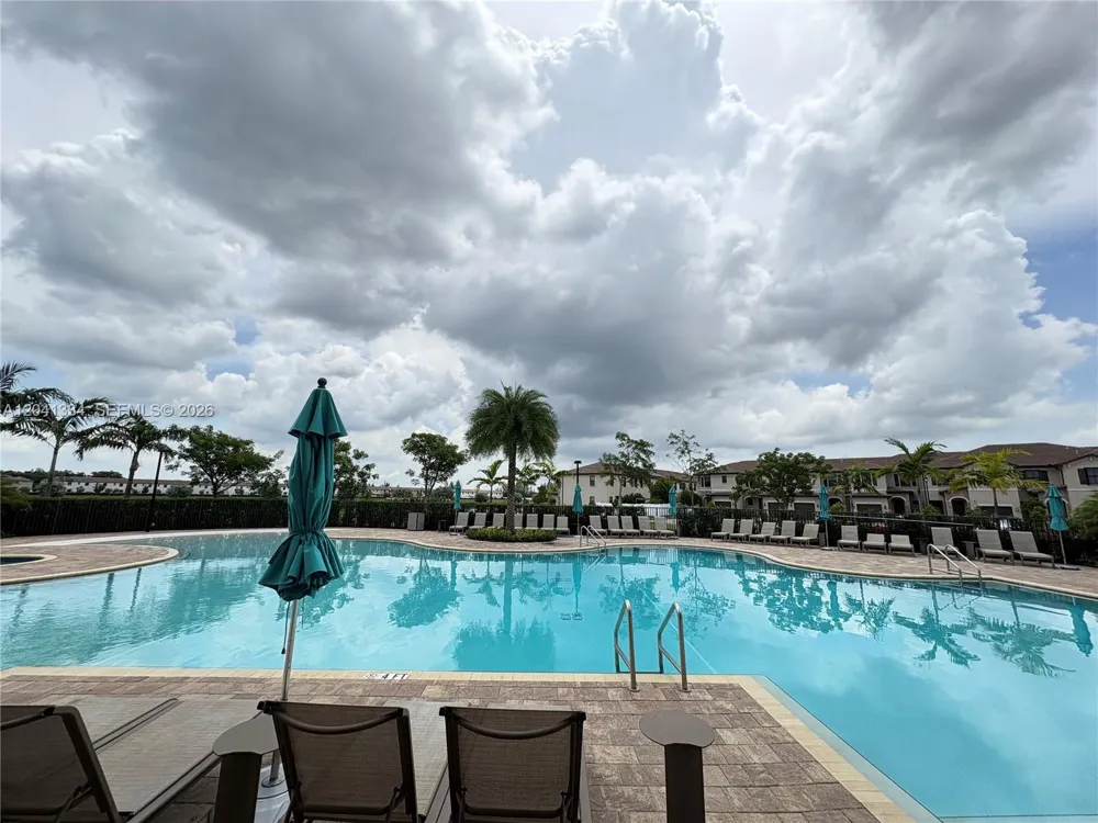 3482 W 114th Ter Hialeah, FL 33018