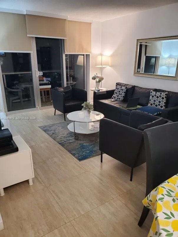3901 S Ocean Dr #8T Hollywood, FL 33019