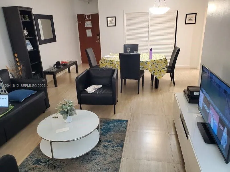 3901 S Ocean Dr #8T Hollywood, FL 33019