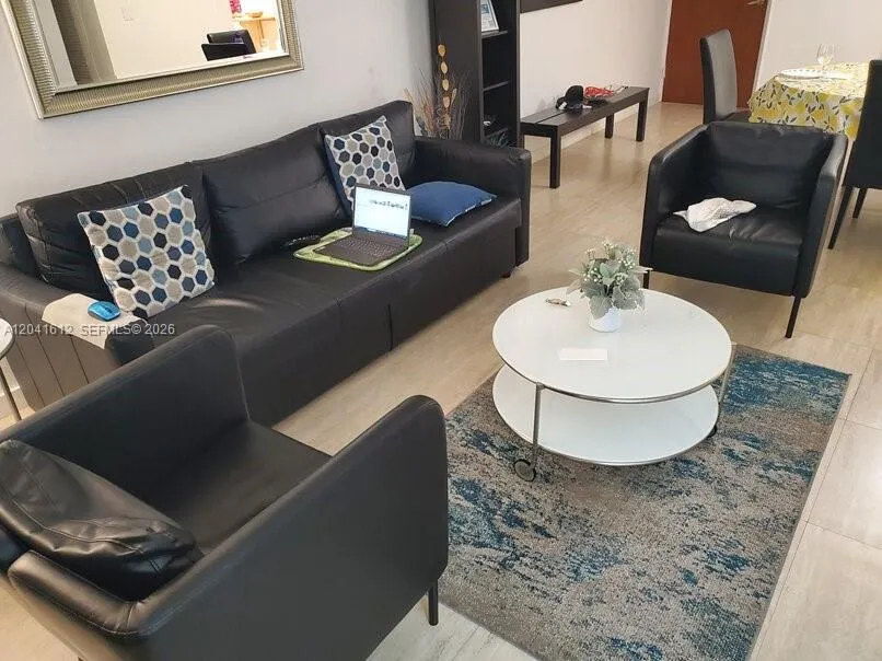 3901 S Ocean Dr #8T Hollywood, FL 33019