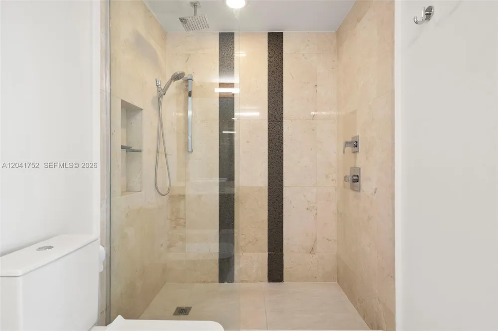 601 NE 27th St #1001 Miami, FL 33137