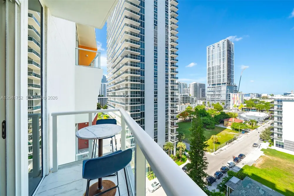 601 NE 27th St #1001 Miami, FL 33137