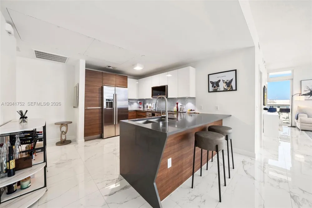 601 NE 27th St #1001 Miami, FL 33137