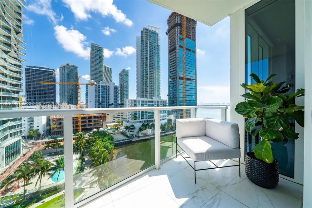 601 NE 27th St #1001 Miami, FL 33137