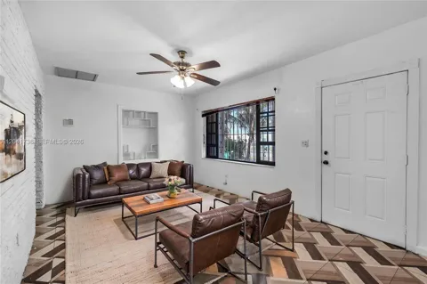 576 NW 147th St