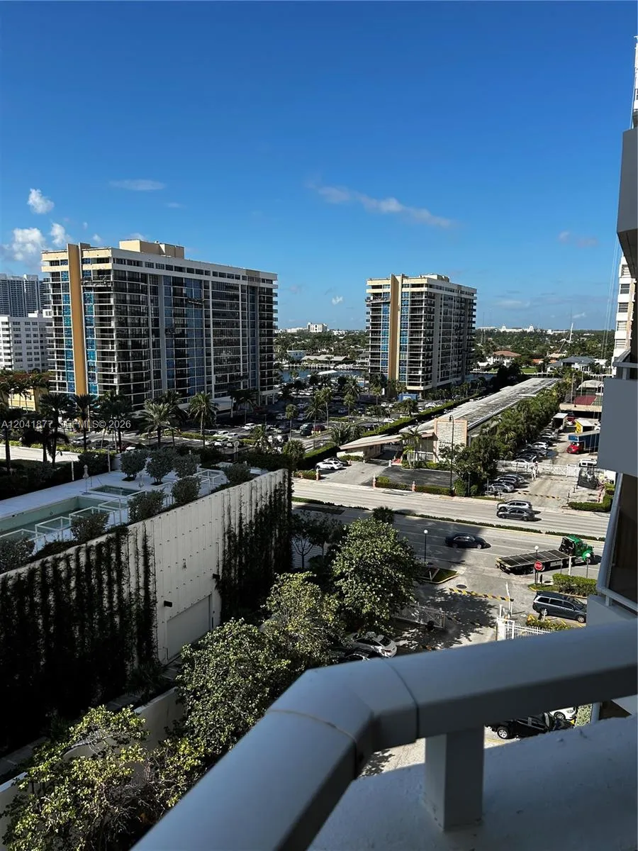1980 S Ocean Dr #8A Hallandale Beach, FL 33009