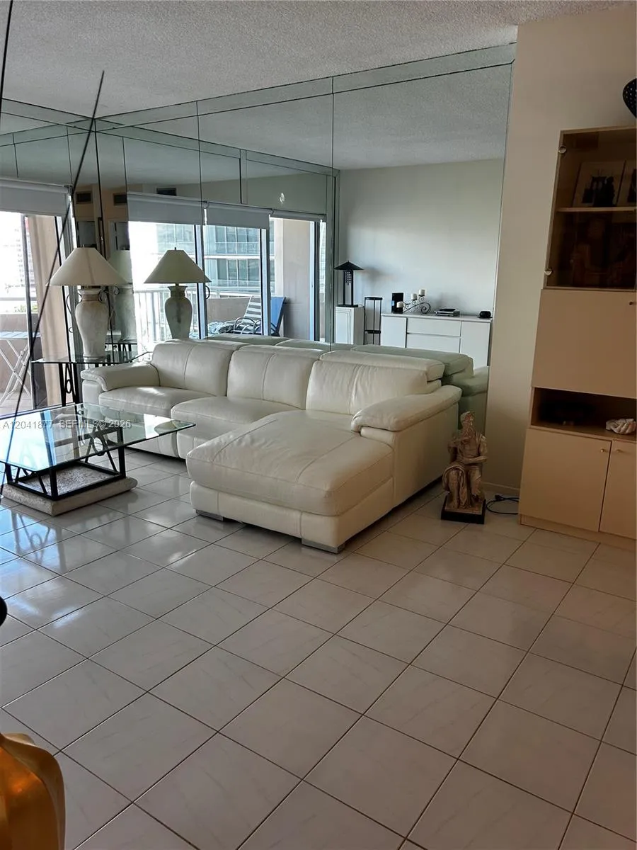 1980 S Ocean Dr #8A Hallandale Beach, FL 33009