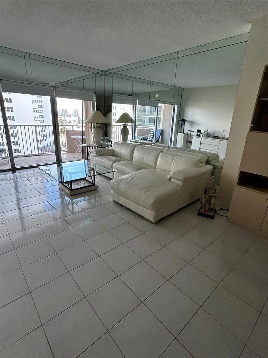 1980 S Ocean Dr #8A Hallandale Beach, FL 33009