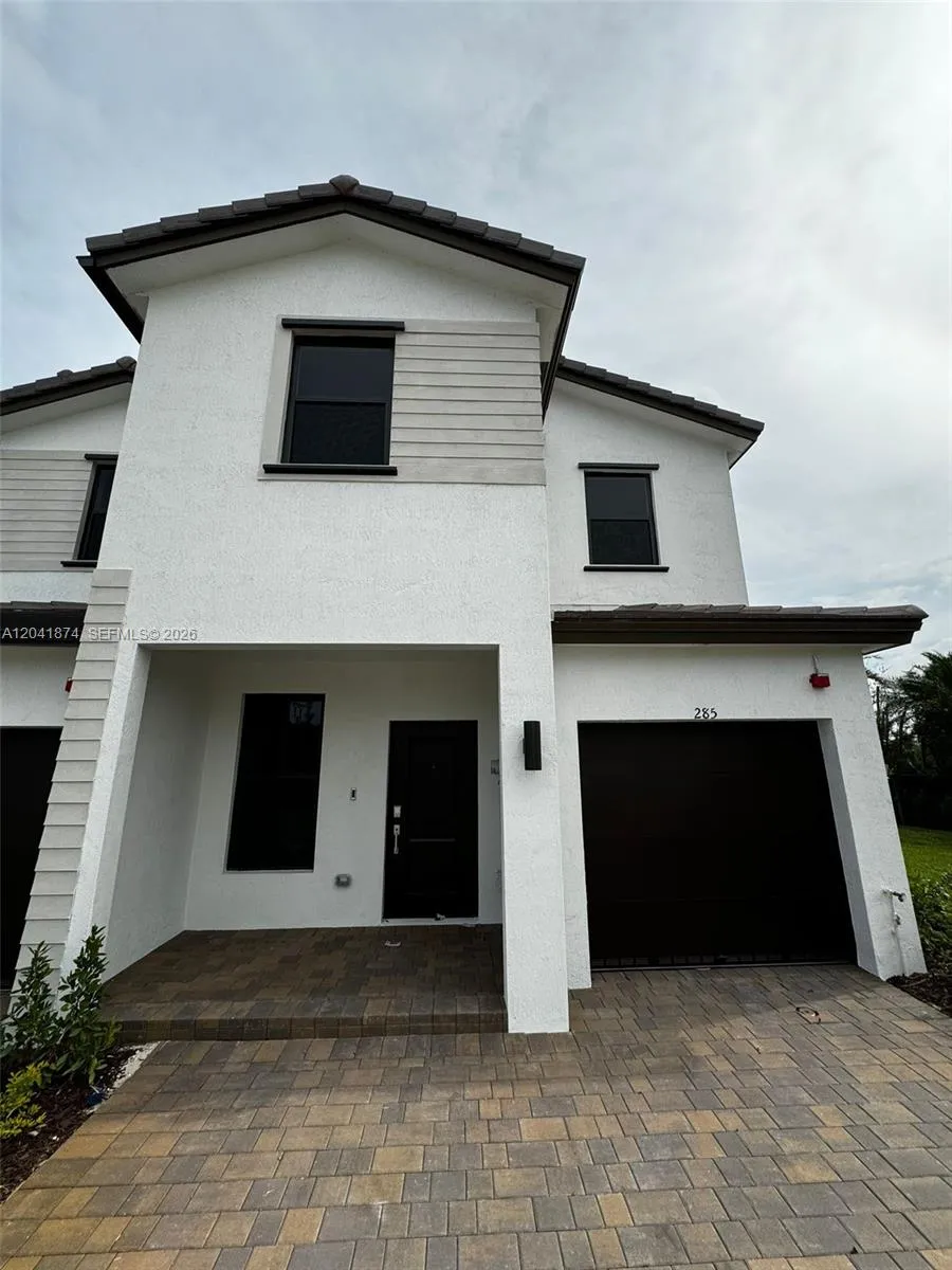285 SW 159th Ln #0 Pembroke Pines, FL 33027