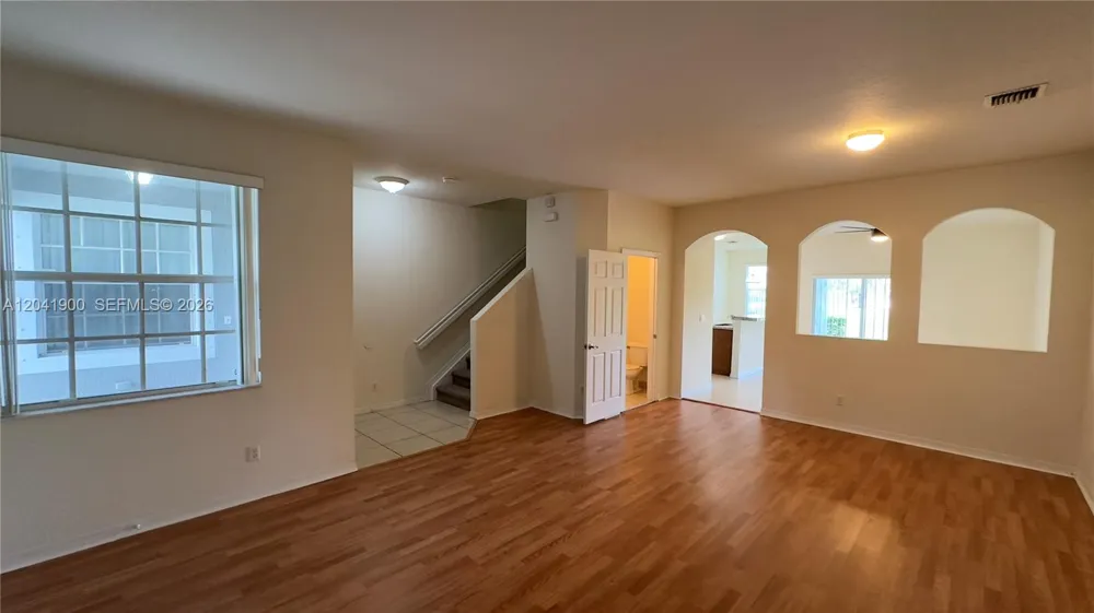 3042 Grandiflora Dr Green Acres, FL 33467