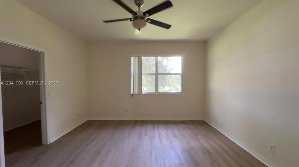 3042 Grandiflora Dr Green Acres, FL 33467