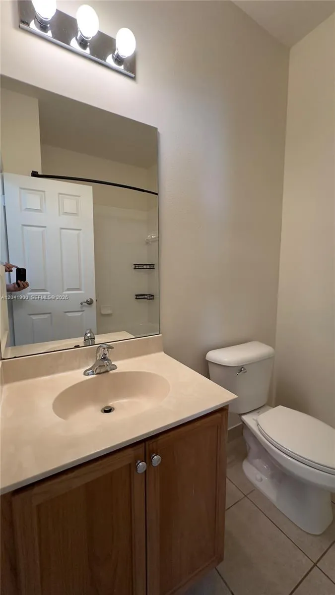 3042 Grandiflora Dr Green Acres, FL 33467