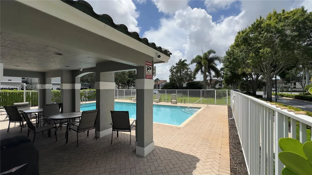 3042 Grandiflora Dr Green Acres, FL 33467