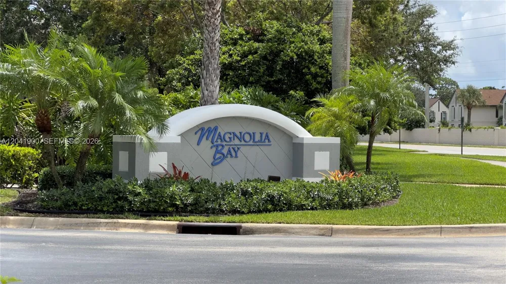 3042 Grandiflora Dr Green Acres, FL 33467