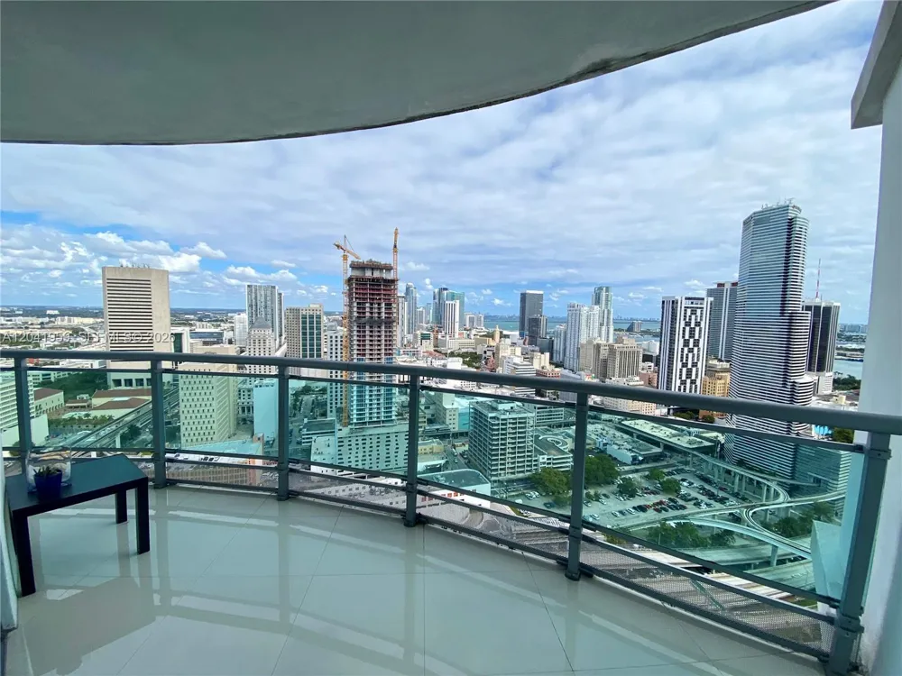 350 S Miami Ave #3813 Miami, FL 33130